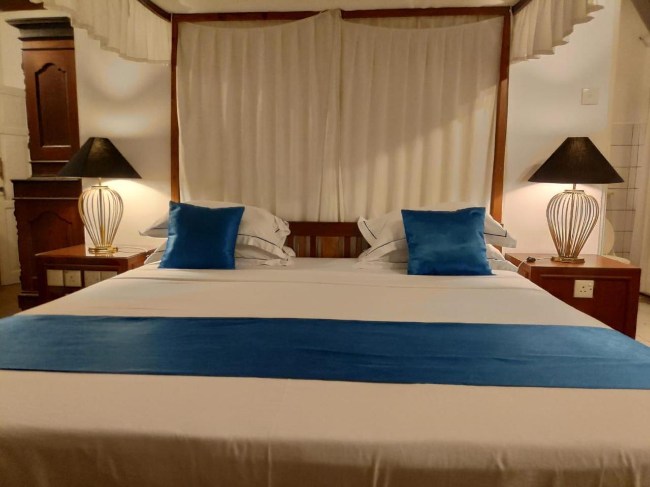 Royal River Resort Kitulgala Eksteriør bilde